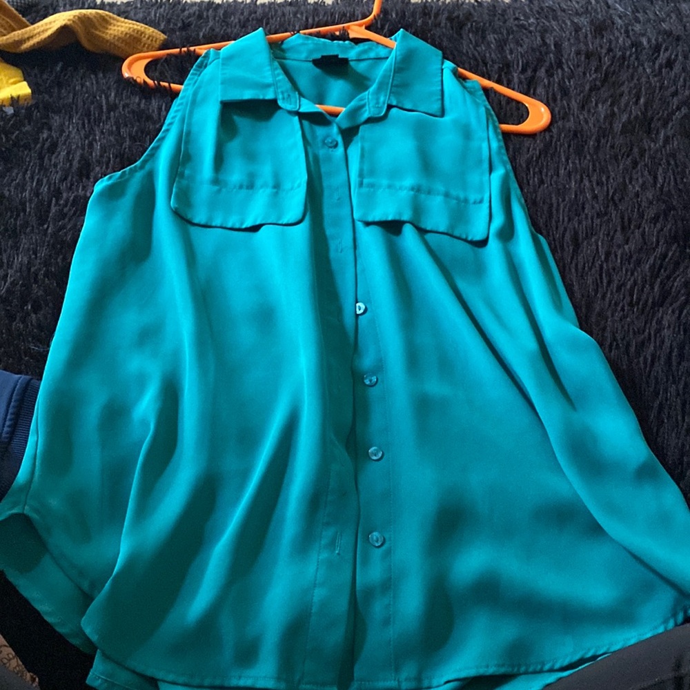 dressy shirt